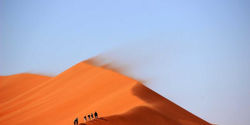 AI生成搞笑视频：技术如何重塑幽默短片与创意内容生态