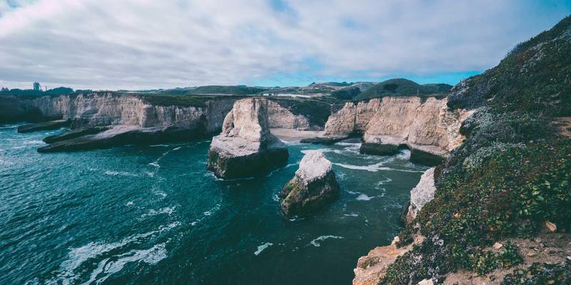 搞笑视频的心理学原理：为什么奇葩台创意内容让我们捧腹大笑