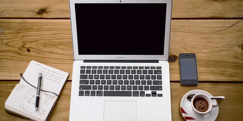 职场减压宝典：如何创作与解析办公室题材幽默短片，引爆娱乐分享